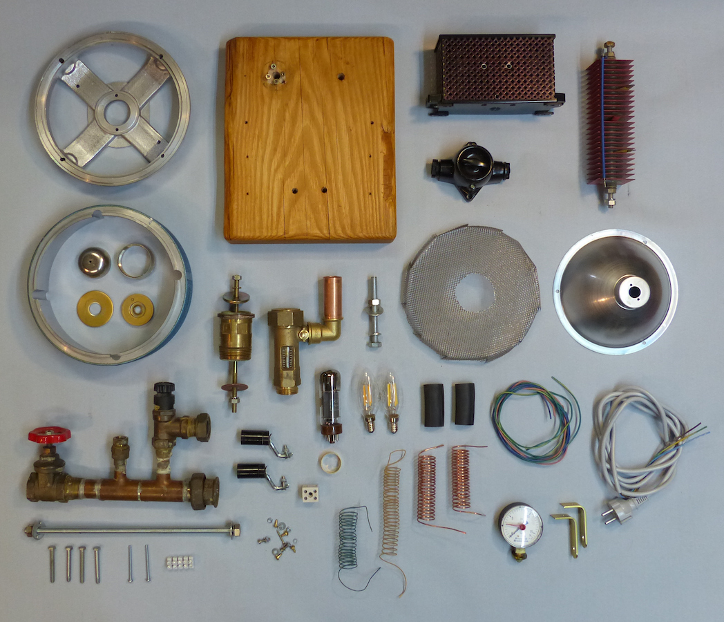 Steampunk Lamp 69 parts.jpg